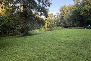 1702 Robinson Hollow Rd, Liberty Twp, OH 45693 - Photo 3