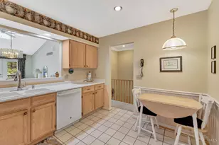 5038 Bristol Ct, Loveland, OH 45140 - Photo 17