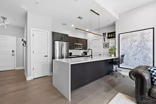 411 Plum St, Cincinnati, OH 45202 - Photo 11