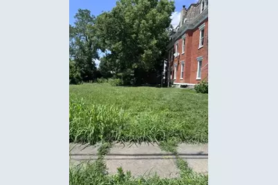 1724 Fairfax Avenue, Cincinnati, OH 45207 - Photo 1