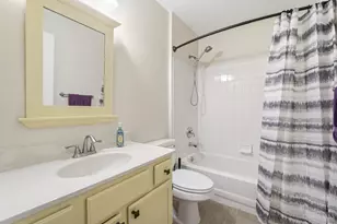 610 Carrington Pl, Loveland, OH 45140 - Photo 35