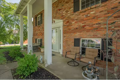 10370 Kingsport Drive, Evendale, OH 45241 - Photo 9