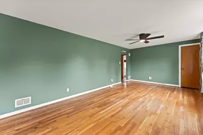 10660 Bettyray Drive, Symmes Township, OH 45140 - Photo 19