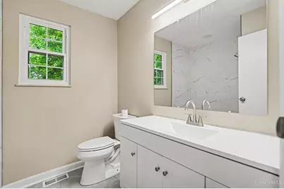 5160 Brasher Avenue, Blue Ash, OH 45242 - Photo 9