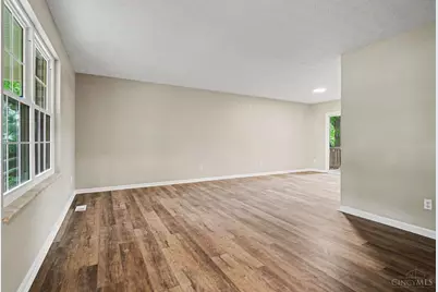 5160 Brasher Avenue, Blue Ash, OH 45242 - Photo 5