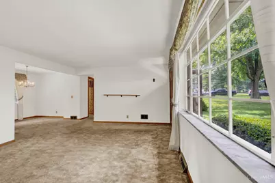 5676 Colonial Drive, Miami Township, OH 45150 - Photo 5