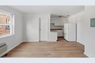 6469 Montgomery Road #7, Cincinnati, OH 45213 - Photo 5