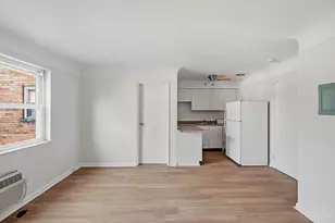 6469 Montgomery Rd, Cincinnati, OH 45213 - Photo 5