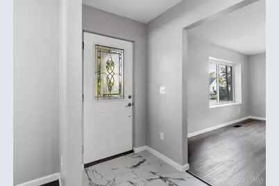 396 Glensharon, Springdale, OH 45246 - Photo 3