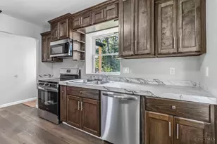396 Glensharon Rd, Springdale, OH 45246 - Photo 11