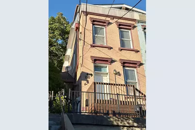 210 Dorsey Street, Cincinnati, OH 45202 - Photo 3