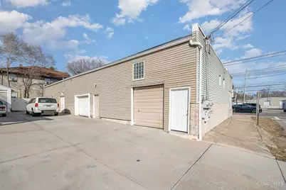 8201 Vine Street, Springfield Township, OH 45216 - Photo 25