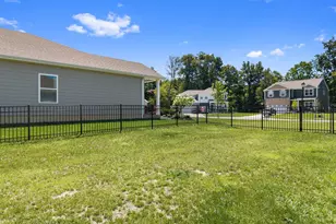 3650 Heritage Farm Ln, Batavia Township, OH 45102 - Photo 11