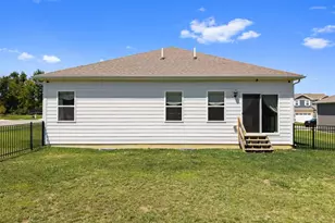 3650 Heritage Farm Ln, Batavia Township, OH 45102 - Photo 9