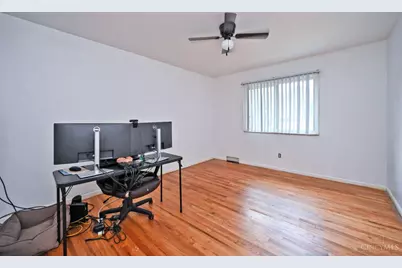 6586 S Oak Knoll Drive, Cincinnati, OH 45224 - Photo 35