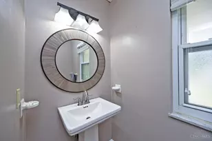 6586 S Oak Knoll Dr, Cincinnati, OH 45224 - Photo 23