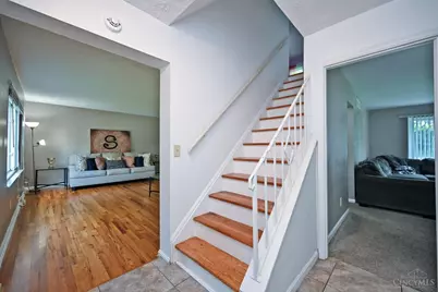 6586 S Oak Knoll Drive, Cincinnati, OH 45224 - Photo 7