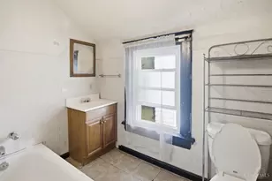 2035 Burnet Ave, Cincinnati, OH 45219 - Photo 19