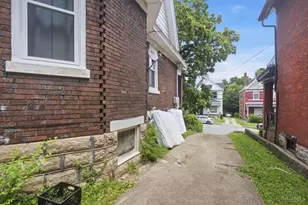 2035 Burnet Ave, Cincinnati, OH 45219 - Photo 23