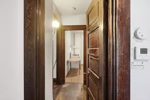 2035 Burnet Ave, Cincinnati, OH 45219 - Photo 11