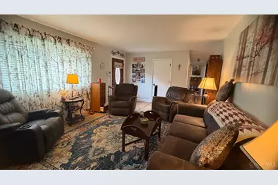 6080 Peachview Dr, Green Township, OH 45247 - Photo 9