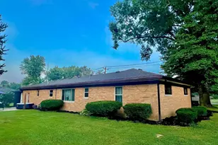4572 Vermona Dr, Union Township, OH 45245 - Photo 3