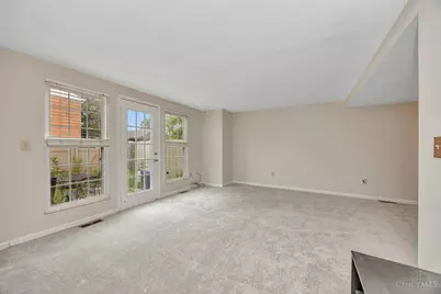 10917 Barrington Court, Sycamore Township, OH 45242 - Photo 17