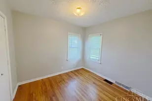 134 Fairview Dr, Carlisle, OH 45005 - Photo 9