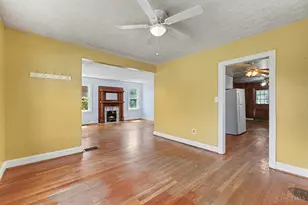 207 W Plum St, Georgetown, OH 45121 - Photo 9
