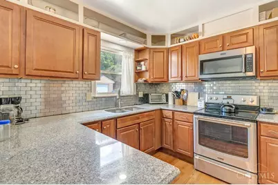 8294 Daly Road, Springfield Township, OH 45231 - Photo 5