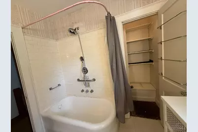 3600 Erie Avenue, Cincinnati, OH 45208 - Photo 17