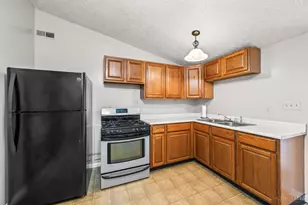 1516 Pershing Ave, Middletown, OH 45044 - Photo 9