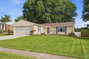 834 Holyoke Dr, Forest Park, OH 45240 - Photo 3