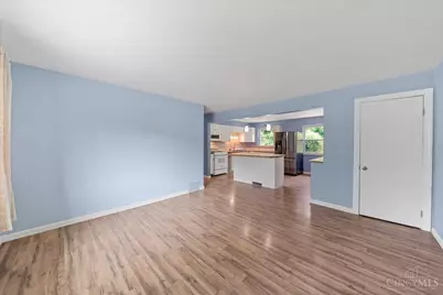 4050 Hutchinson Road, Green Township, OH 45248 - Photo 3