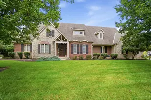 819 River Forest Dr, Hamilton Township, OH 45039 - Photo 1