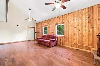 6583 Schweitzerhoff Road, Cincinnati, OH 45247 - Photo 7
