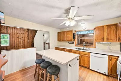 6583 Schweitzerhoff Road, Cincinnati, OH 45247 - Photo 9