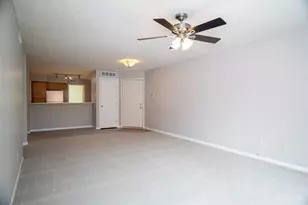 870 Southmeadow Circle, Springfield Township, OH 45231 - Photo 7