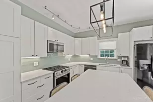 4228 Williamson Pl, Cincinnati, OH 45223 - Photo 9
