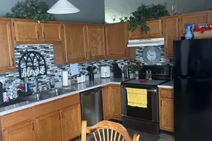 819 Barrington Ct, Trenton, OH 45067 - Photo 3