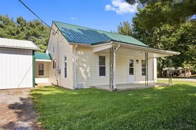 239 Middle North, Russellville, OH 45168 - Photo 3