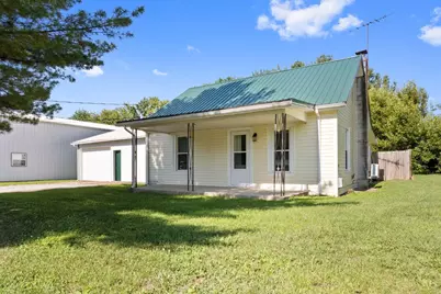 239 Middle North, Russellville, OH 45168 - Photo 5