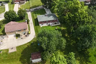 6331 Starridge Ct, Green Township, OH 45248 - Photo 5