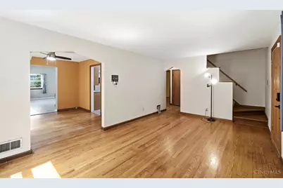 1111 Betty Lane, Delhi Township, OH 45238 - Photo 9