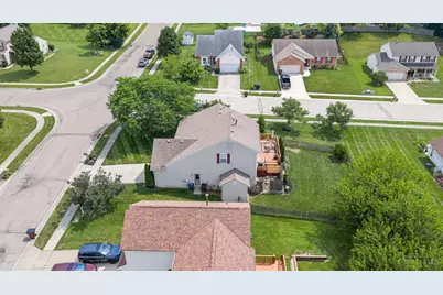 71 Long Meadow Drive, Franklin, OH 45005 - Photo 5
