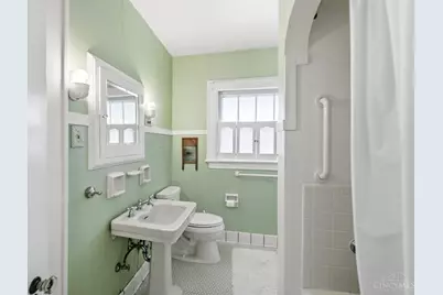 6124 Fairway Drive, Cincinnati, OH 45212 - Photo 29