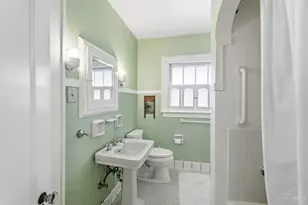 6124 Fairway Dr, Cincinnati, OH 45212 - Photo 29