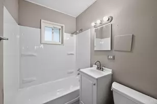 1305 Landis Ln, Springfield Township, OH 45231 - Photo 15