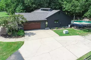 2713 Christopher Dr, Stonelick Township, OH 45103 - Photo 5