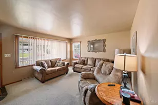 461 Wyoming Ave, Fairfield, OH 45014 - Photo 3